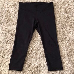 Under Armour crop capri